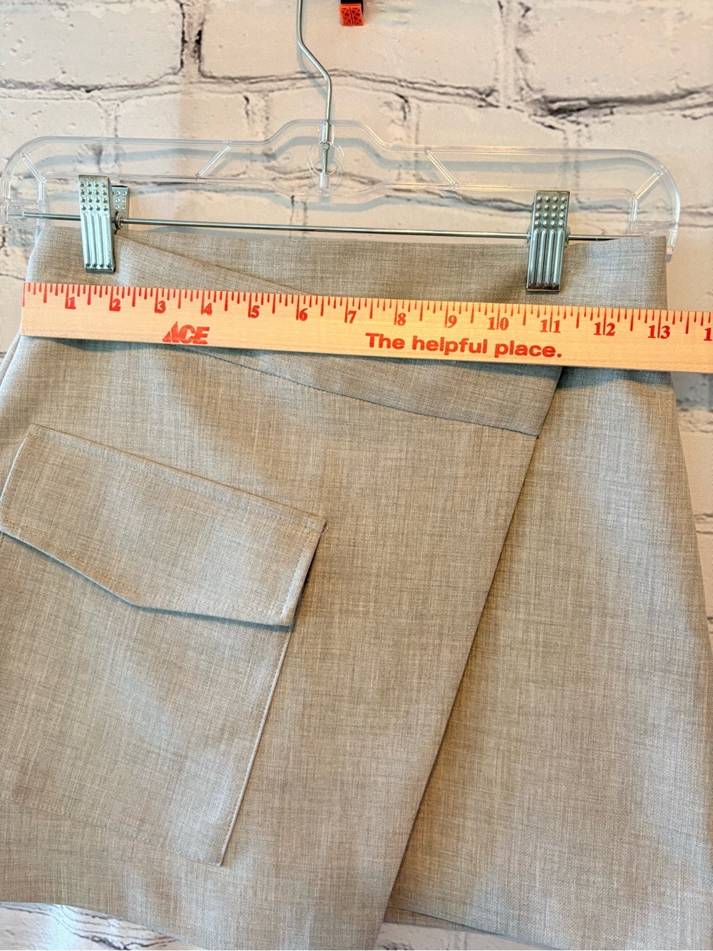 Aritzia Babaton Happy Hour Skirt Size 2 Wrap Mini Asymmetrical Cargo - Picture 8 of 15